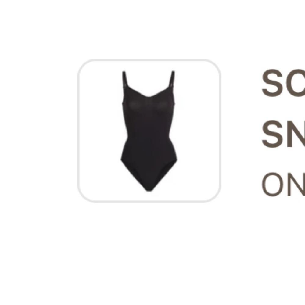 SKIMS sculpting body suit w/ snaps